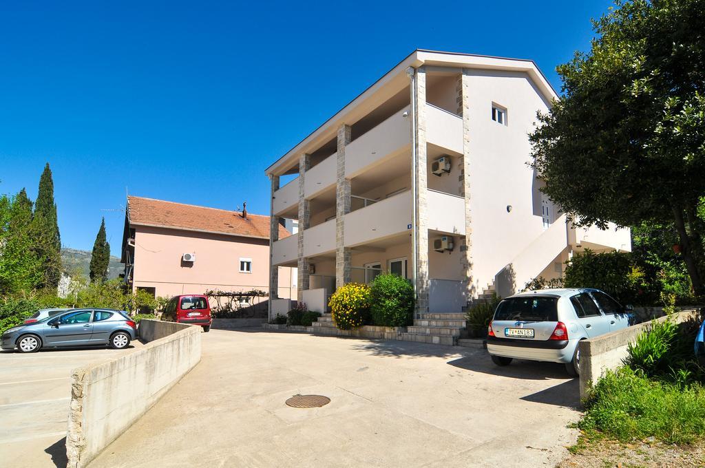 Apartments Samardzic 티바트 외부 사진