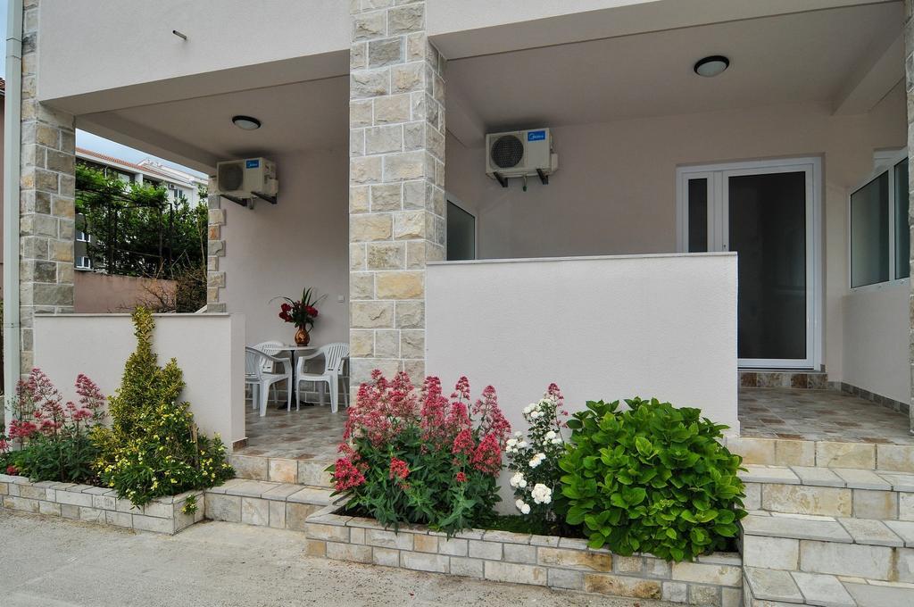 Apartments Samardzic 티바트 외부 사진
